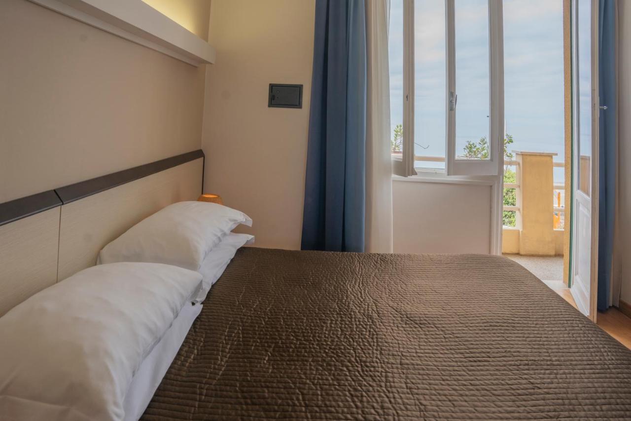 Double Room Sea View Balcony
