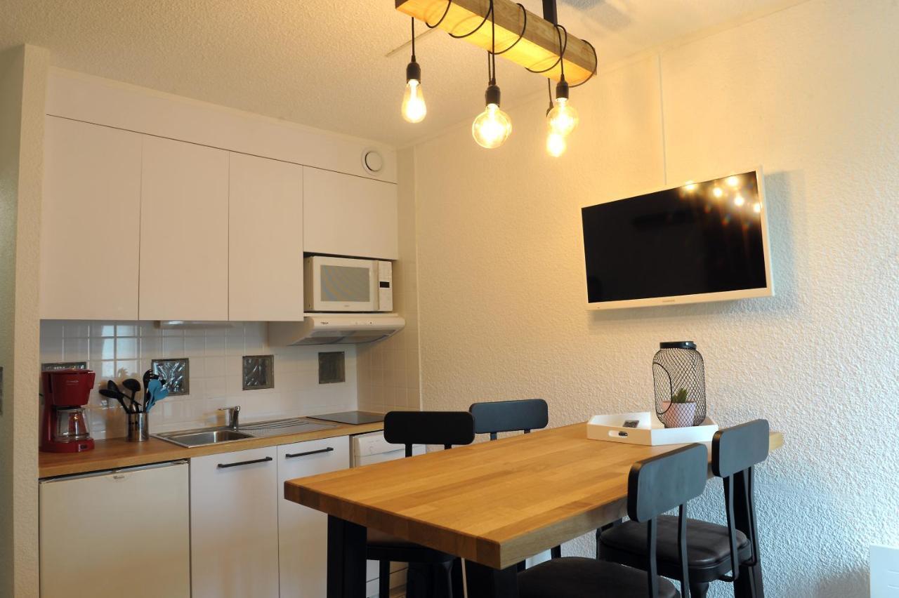 Two-Bedroom Apartment,1234724420:JPEG