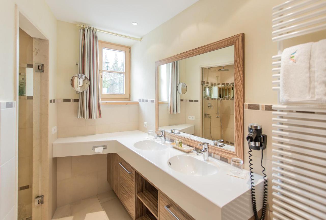 Standard Junior Suite Balcony Annex