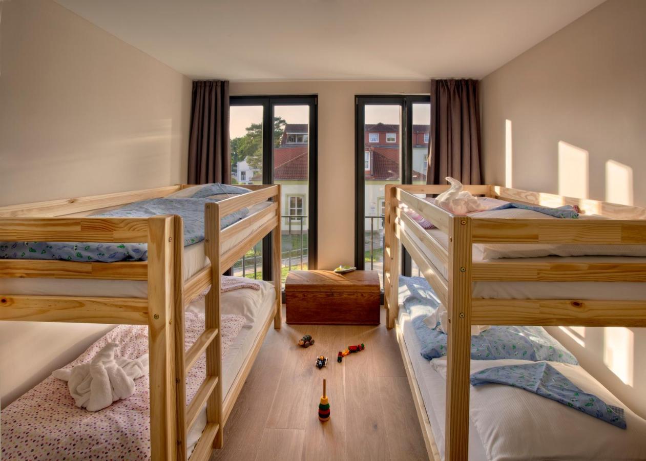 Family Suite Type III One double bed two bunk beds kids club