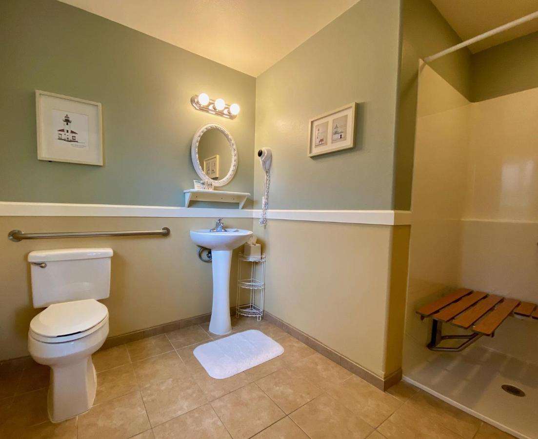 Accessible Queen Suite Sofabed 1st Floor Non Pet