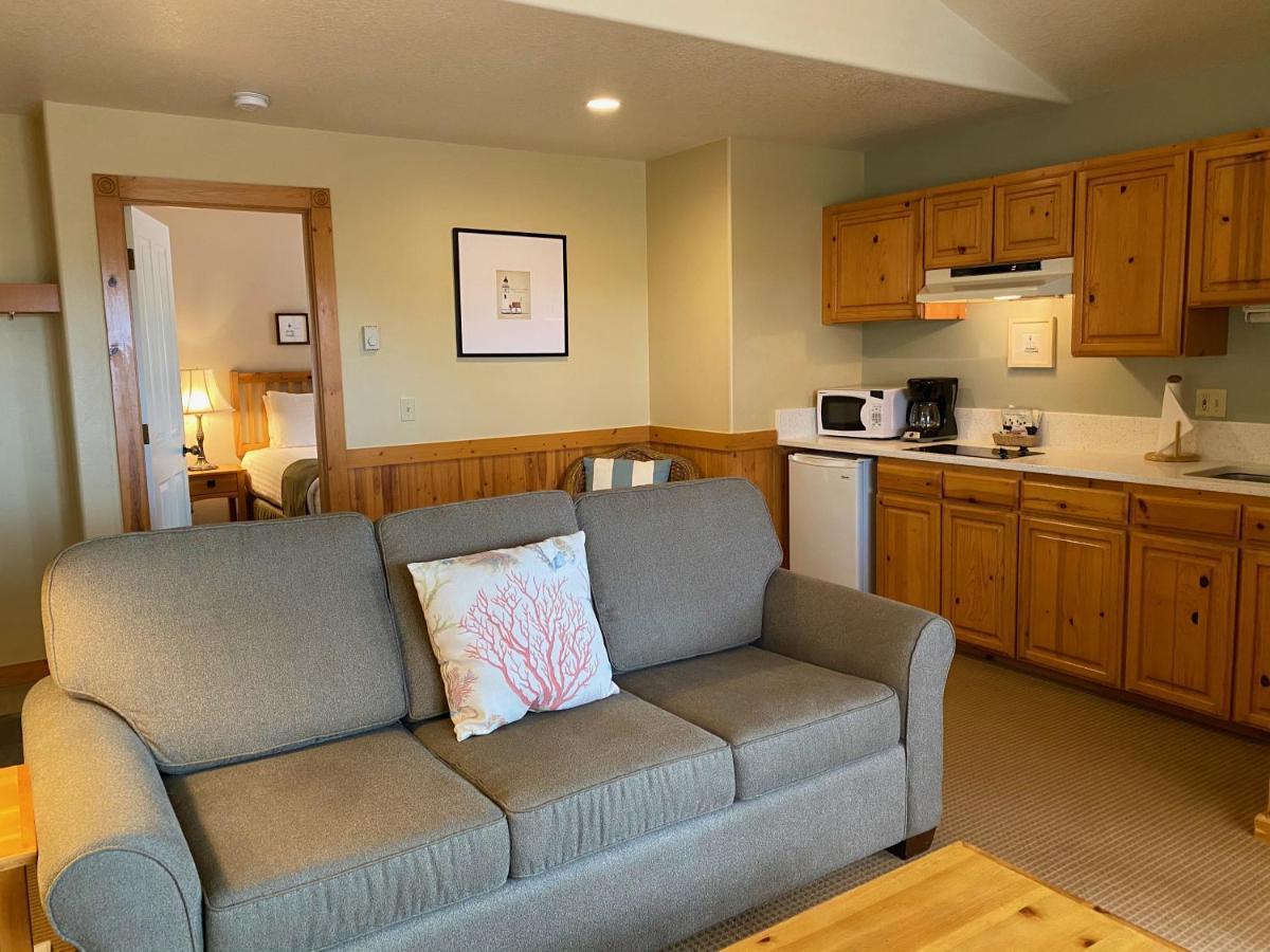 Queen Suite Sofabed 2nd Floor Pets Allowed