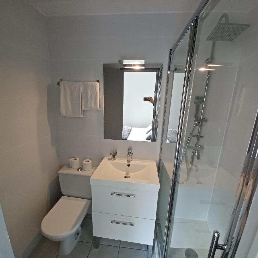 Double Room,1231733483:JPEG