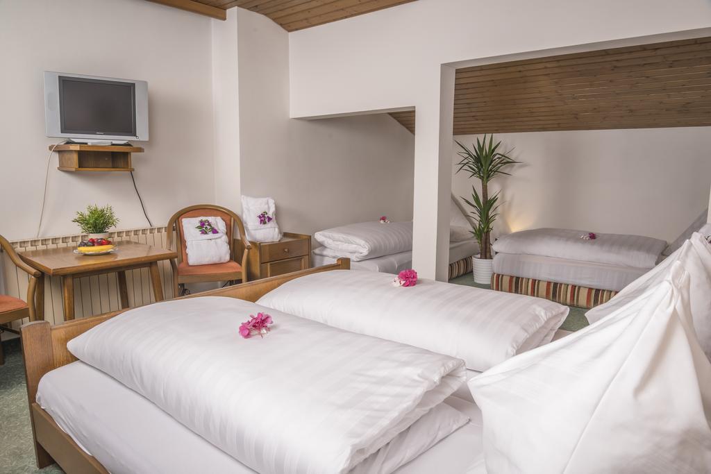 Quadruple Room,123211042:JPEG