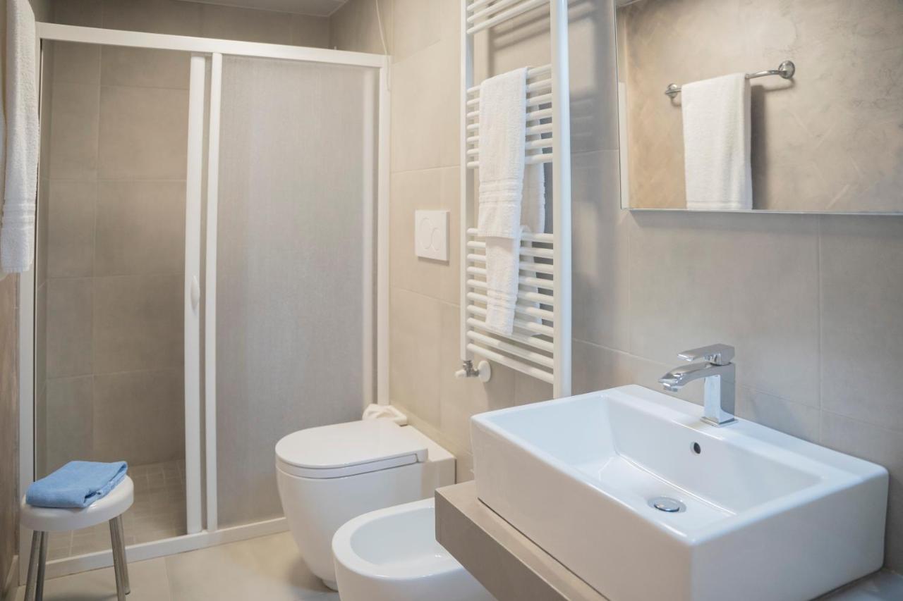 Double or Twin Room Partial Sea View