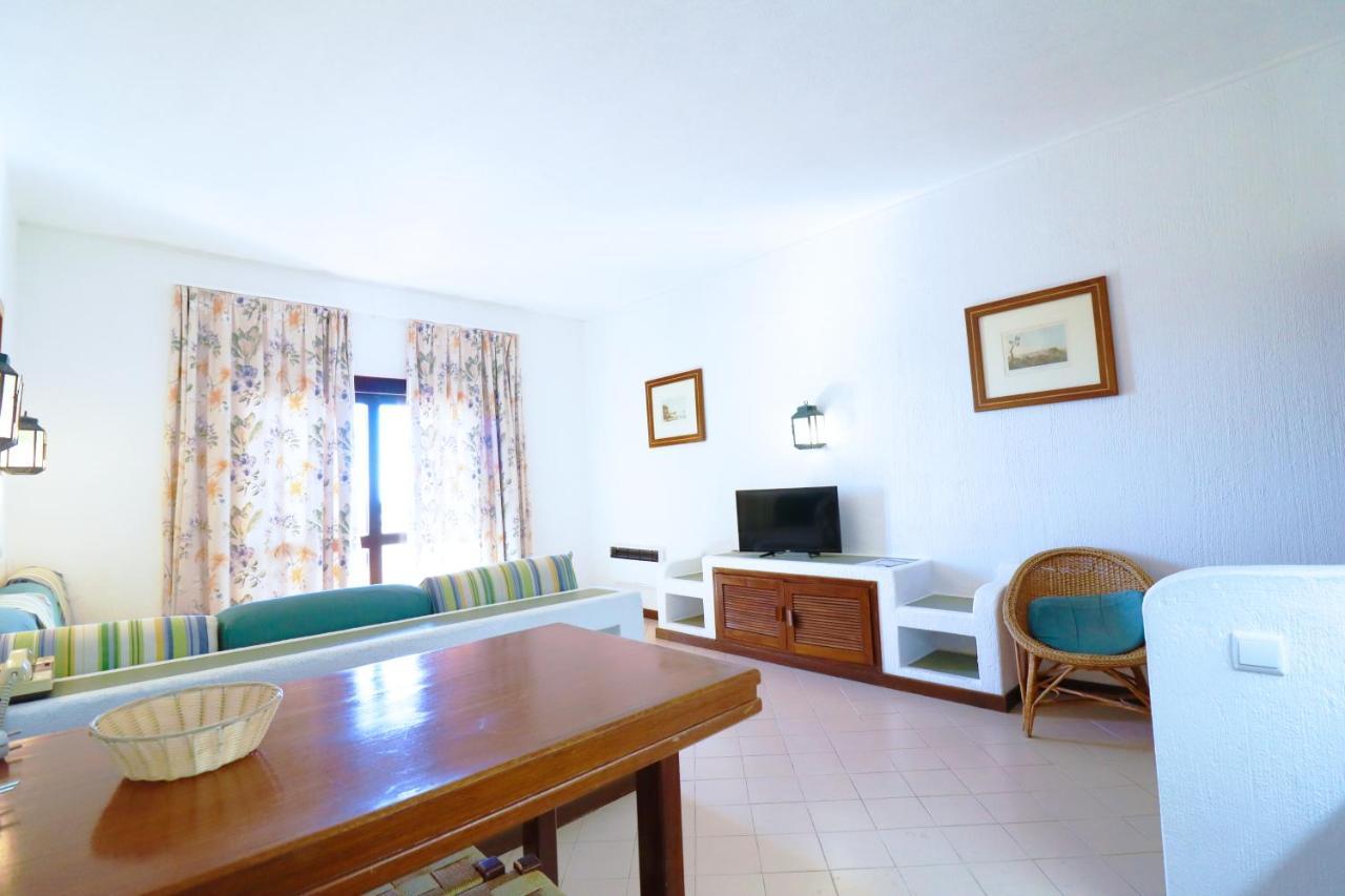 Apartamento com 1 Quarto