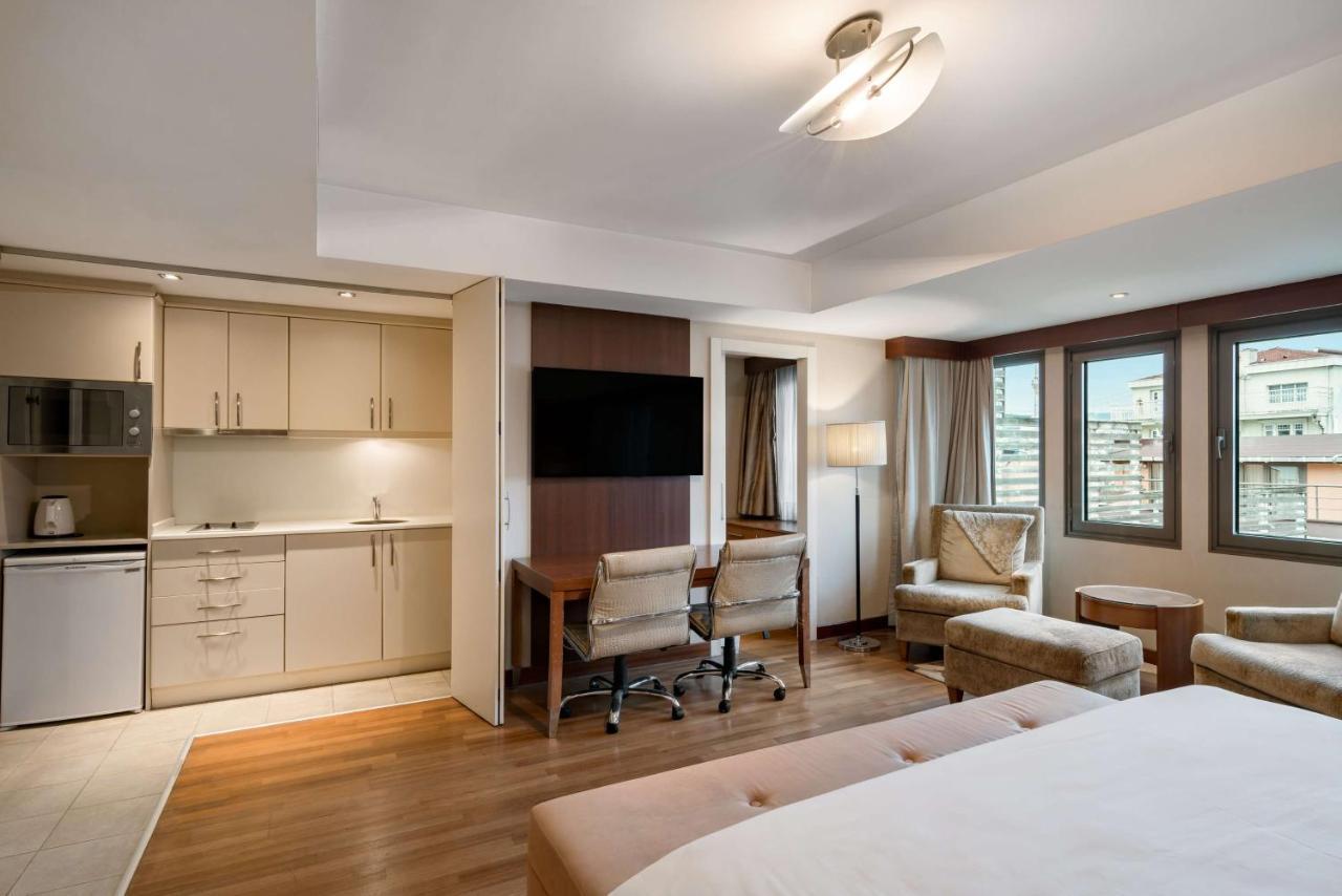 Studio Apartment Annex Building City View