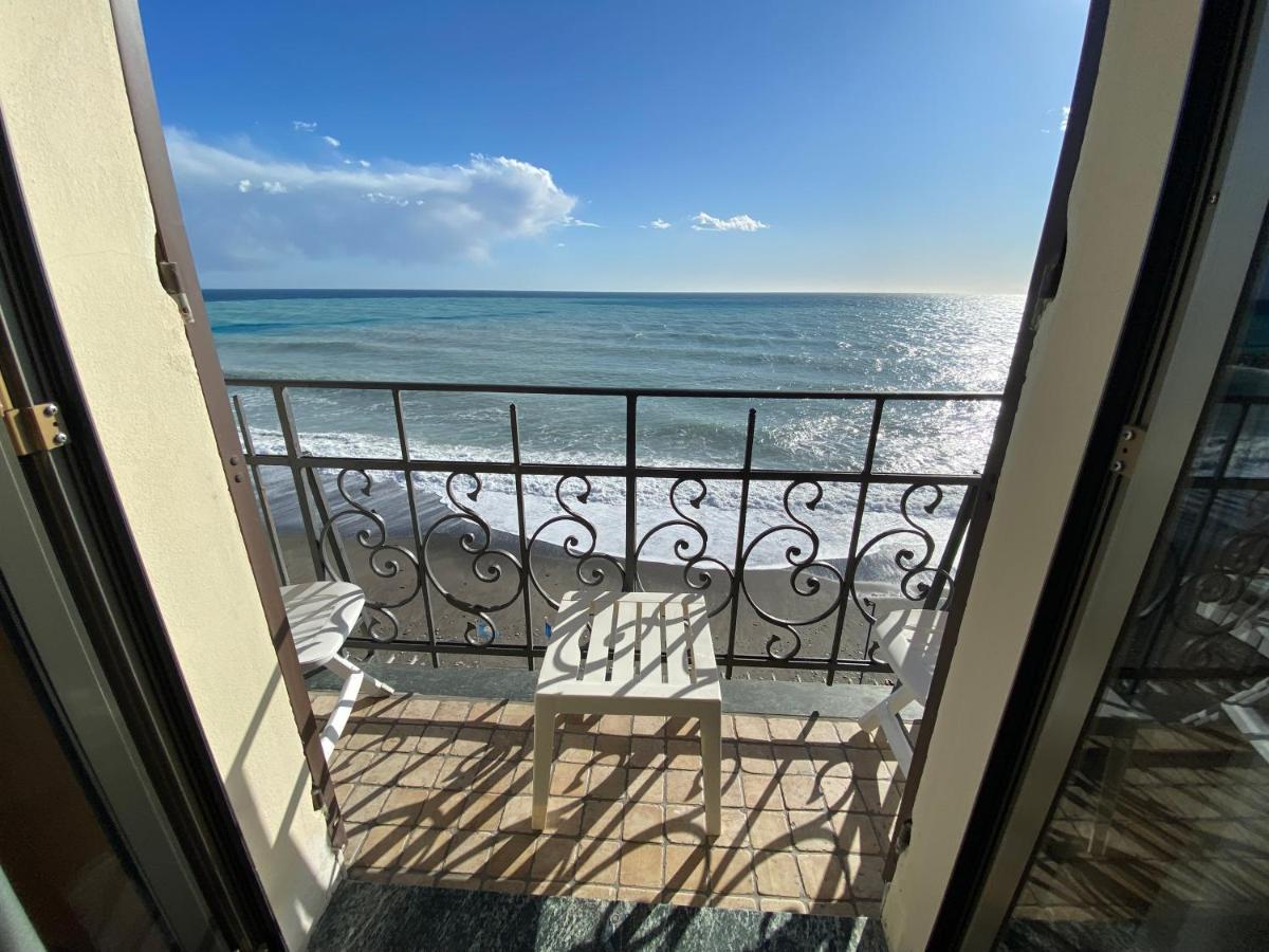 Standard Single Room Sea View