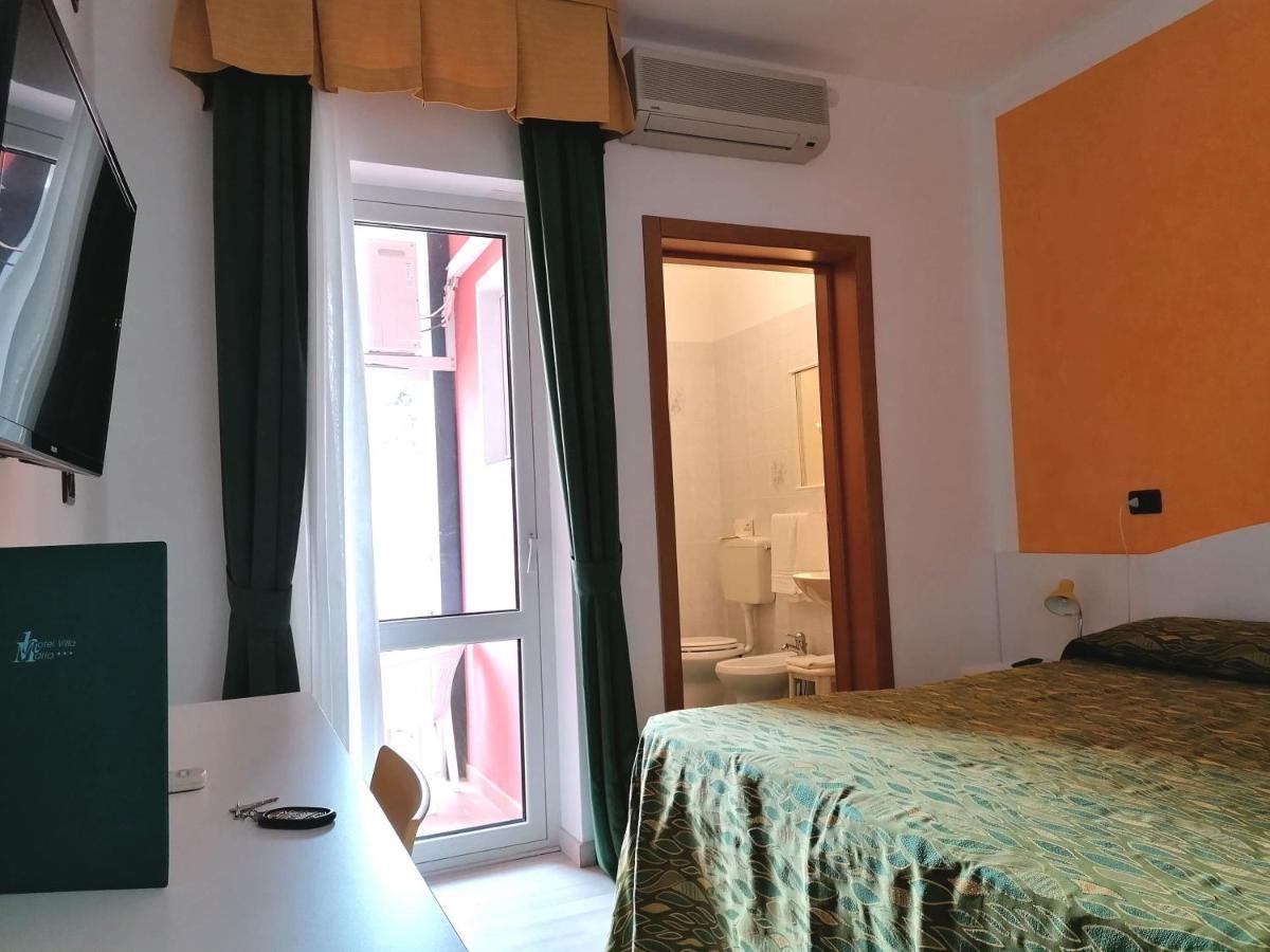 Double or Twin Room Balcony