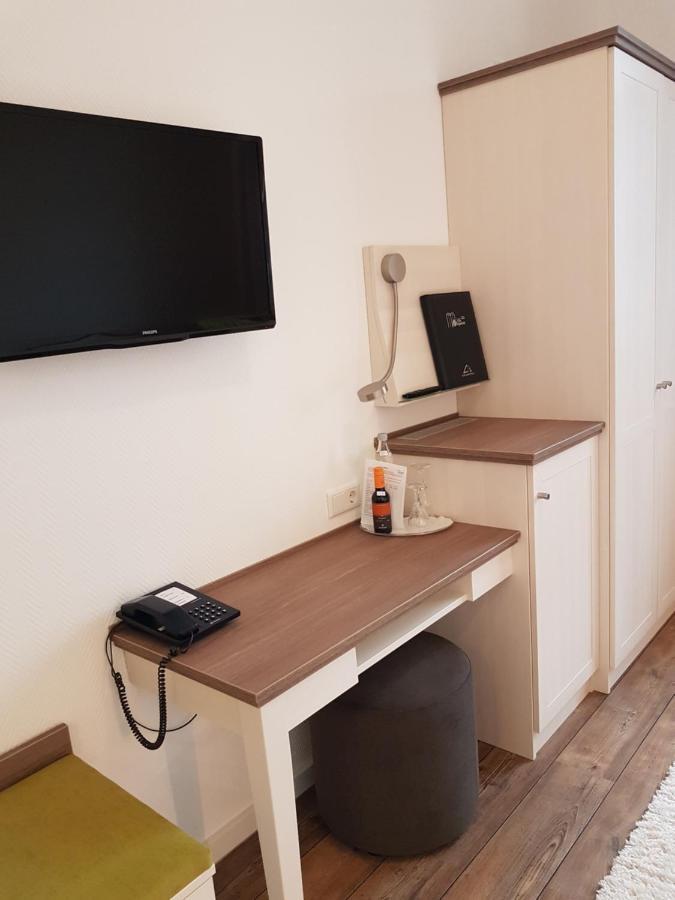 Single Room,1233944087:JPEG