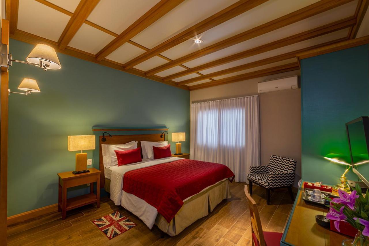Superior Queen Room