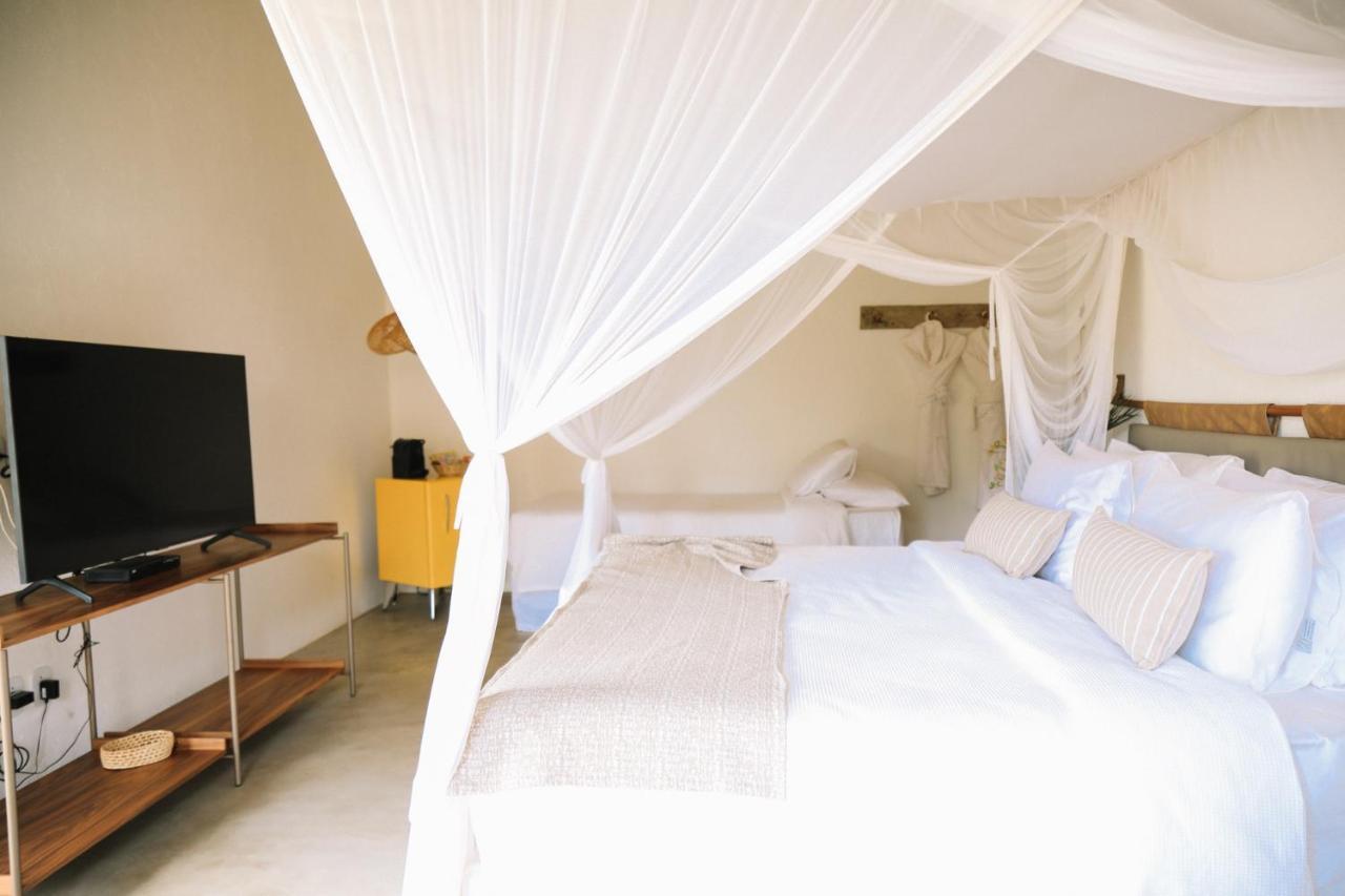 Two-Bedroom House,1234709156:JPEG