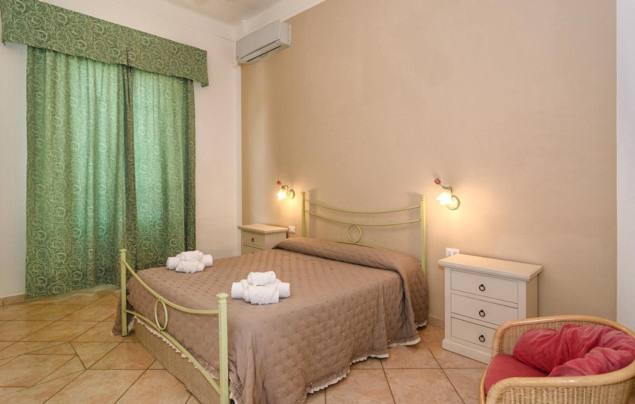 Double or Twin Room,1234759415:JPEG