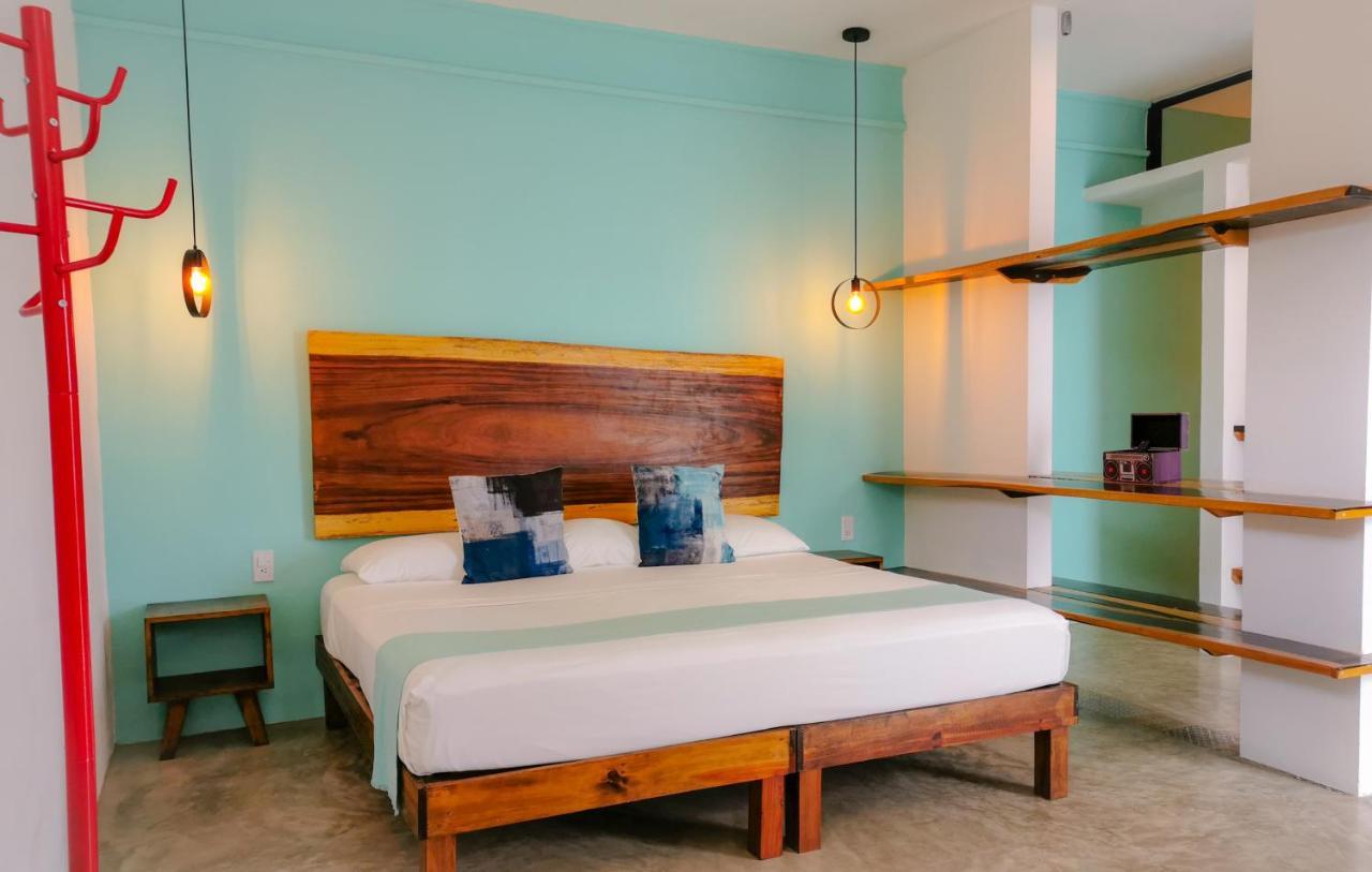 Deluxe King Suite