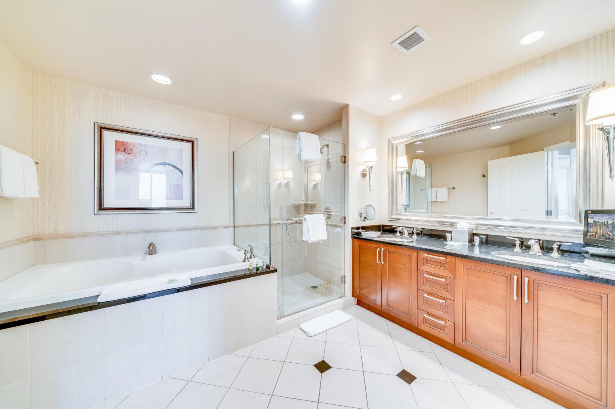 Studio Deluxe Elite avec Bain à Remous