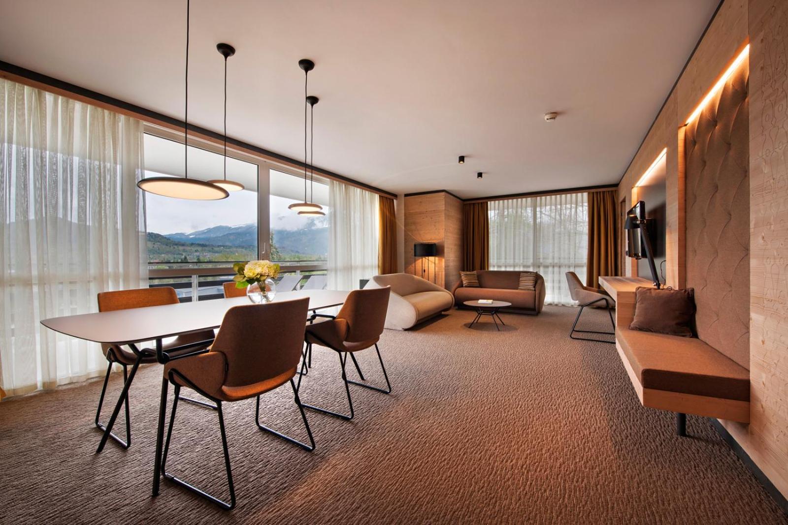 Premium Suite With Lake View,1235079065:JPEG