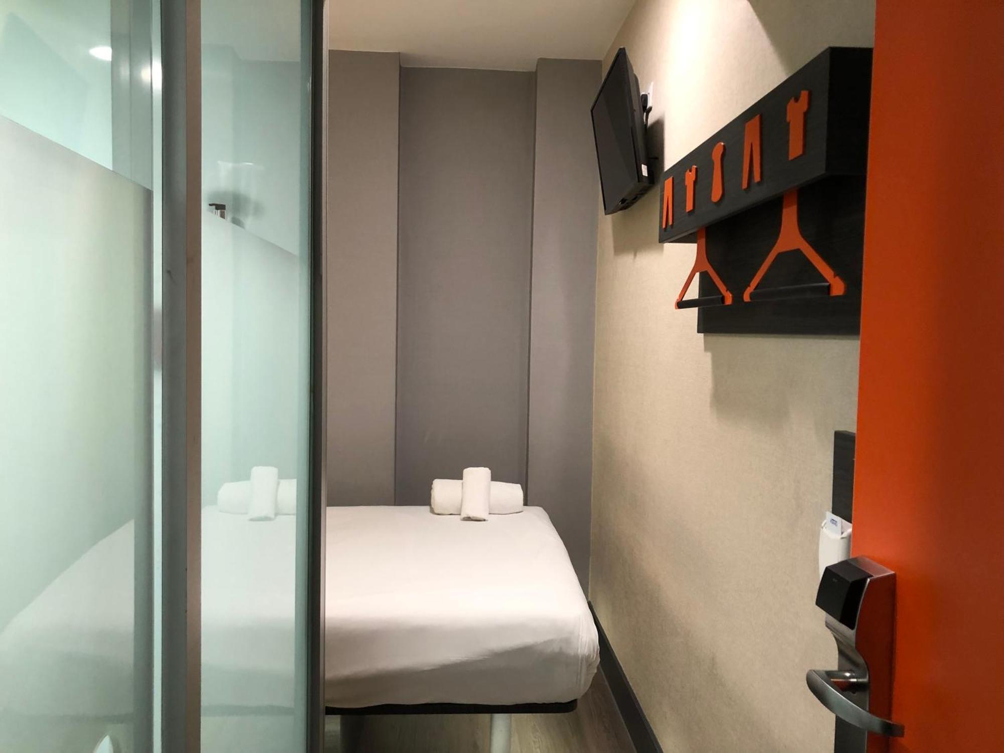Standard Double Room Without Window