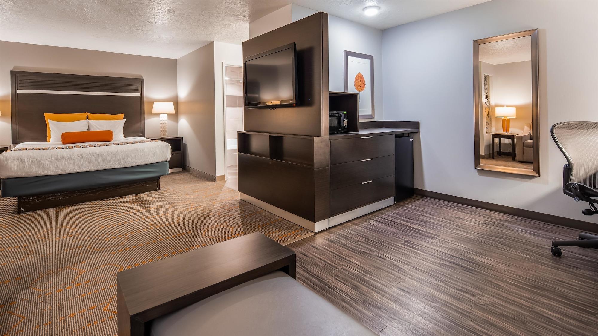 Junior King Suite Pet Friendly