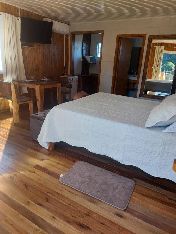 Deluxe Studio
