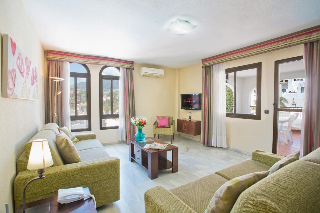 Superior One-Bedroom Apartment