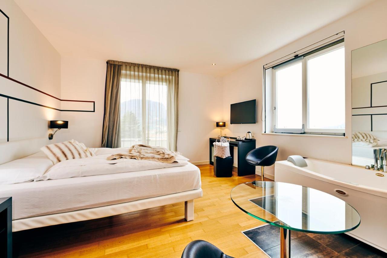 Double Room Spa Bath