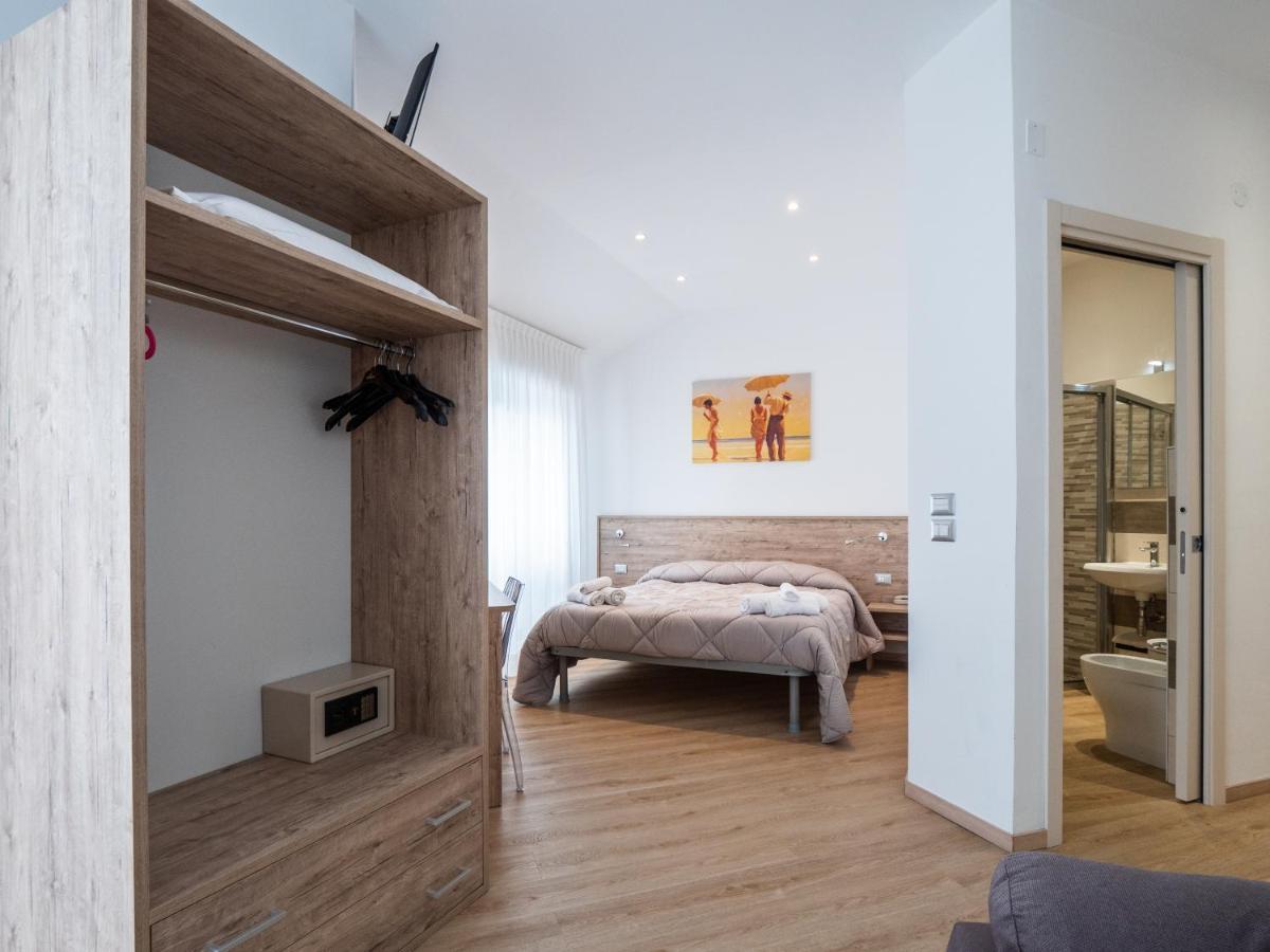 Triple Room Sea View