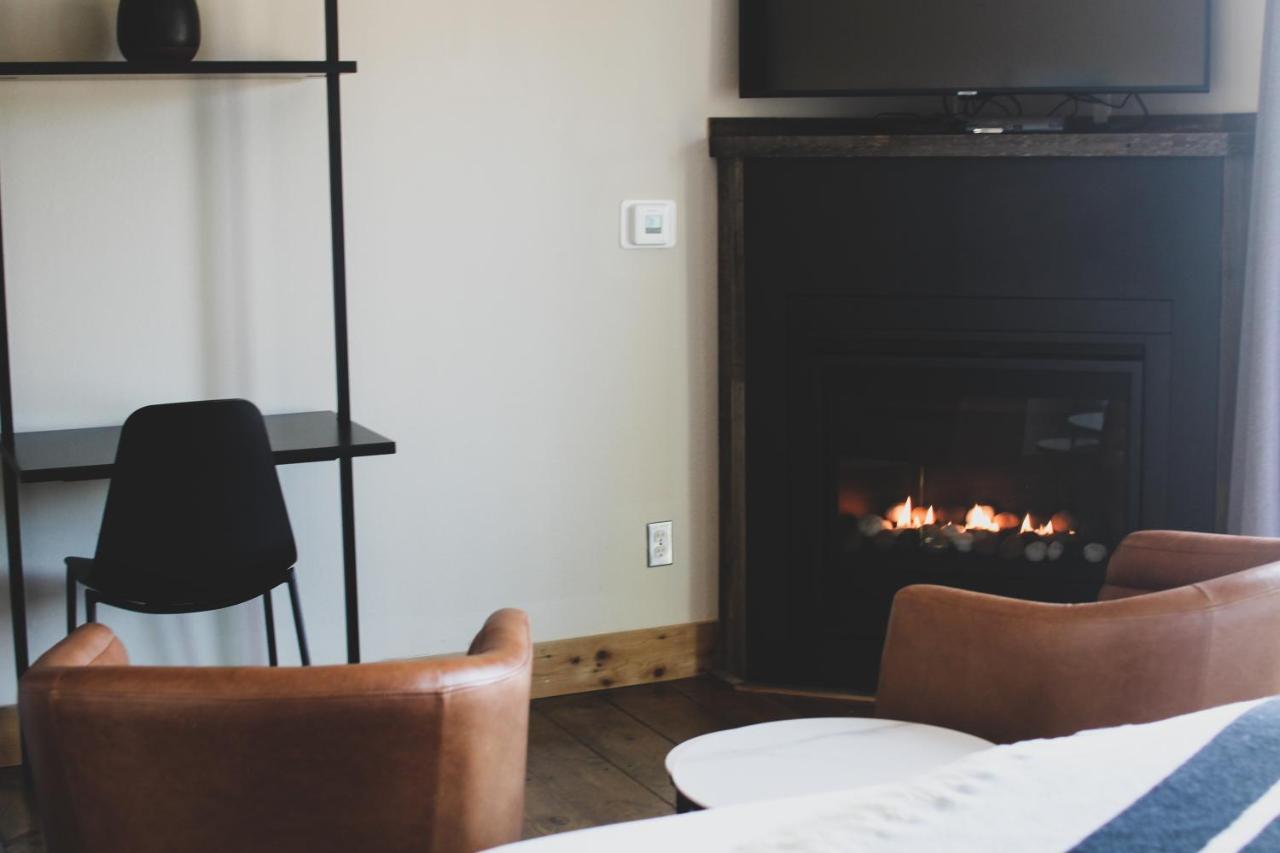 Corner Studio First Floor Pet Friendly