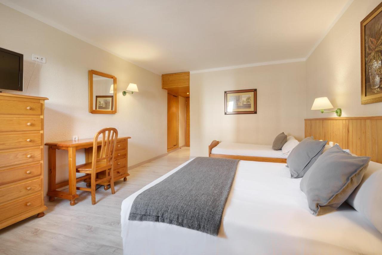 Double Room Two Extra beds