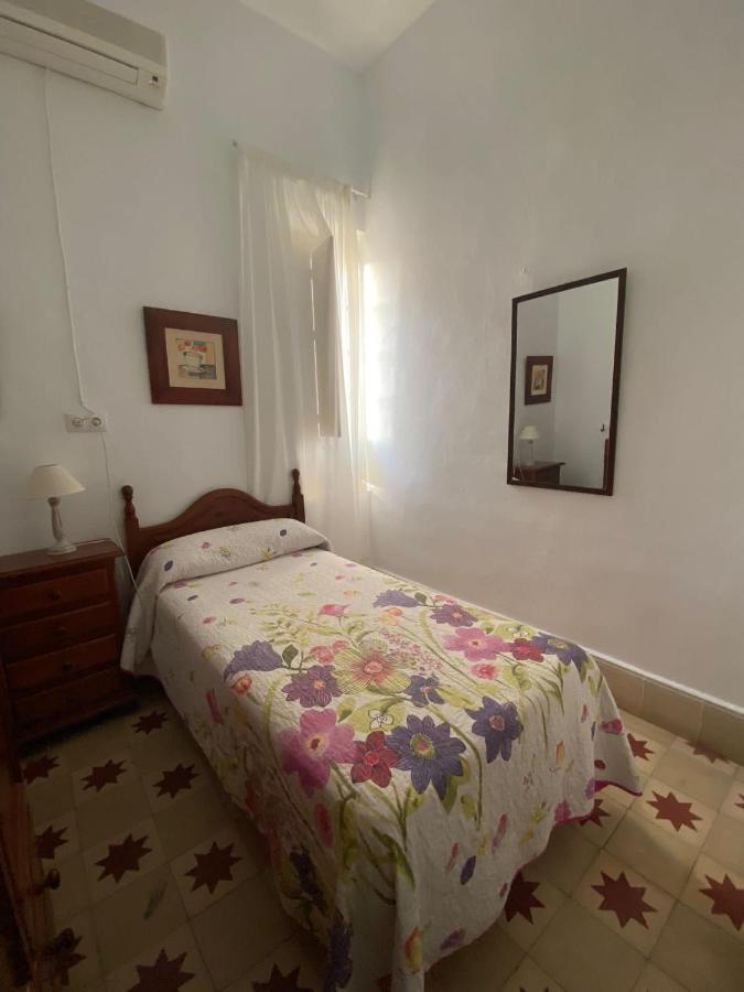 Single Room,1739394685:JPEG