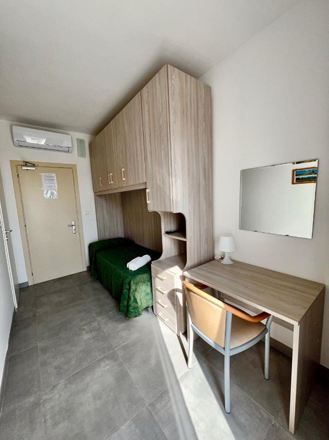 Single Room Beach Access