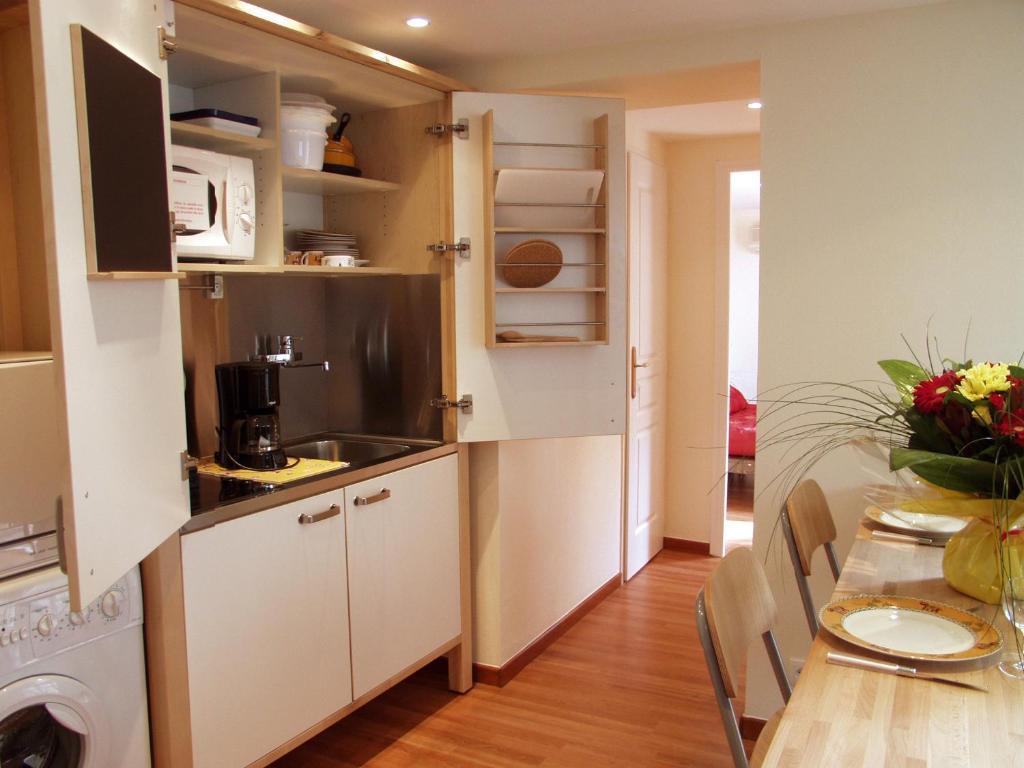 Superior Apartment,398118540:JPEG