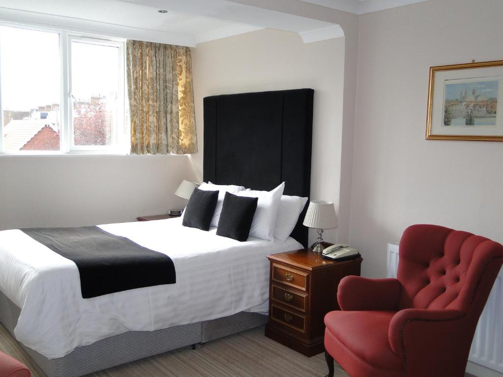 Small Double Room