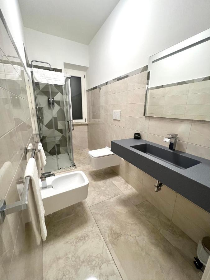 Double Room Private Bathroom,1240883275:JPEG