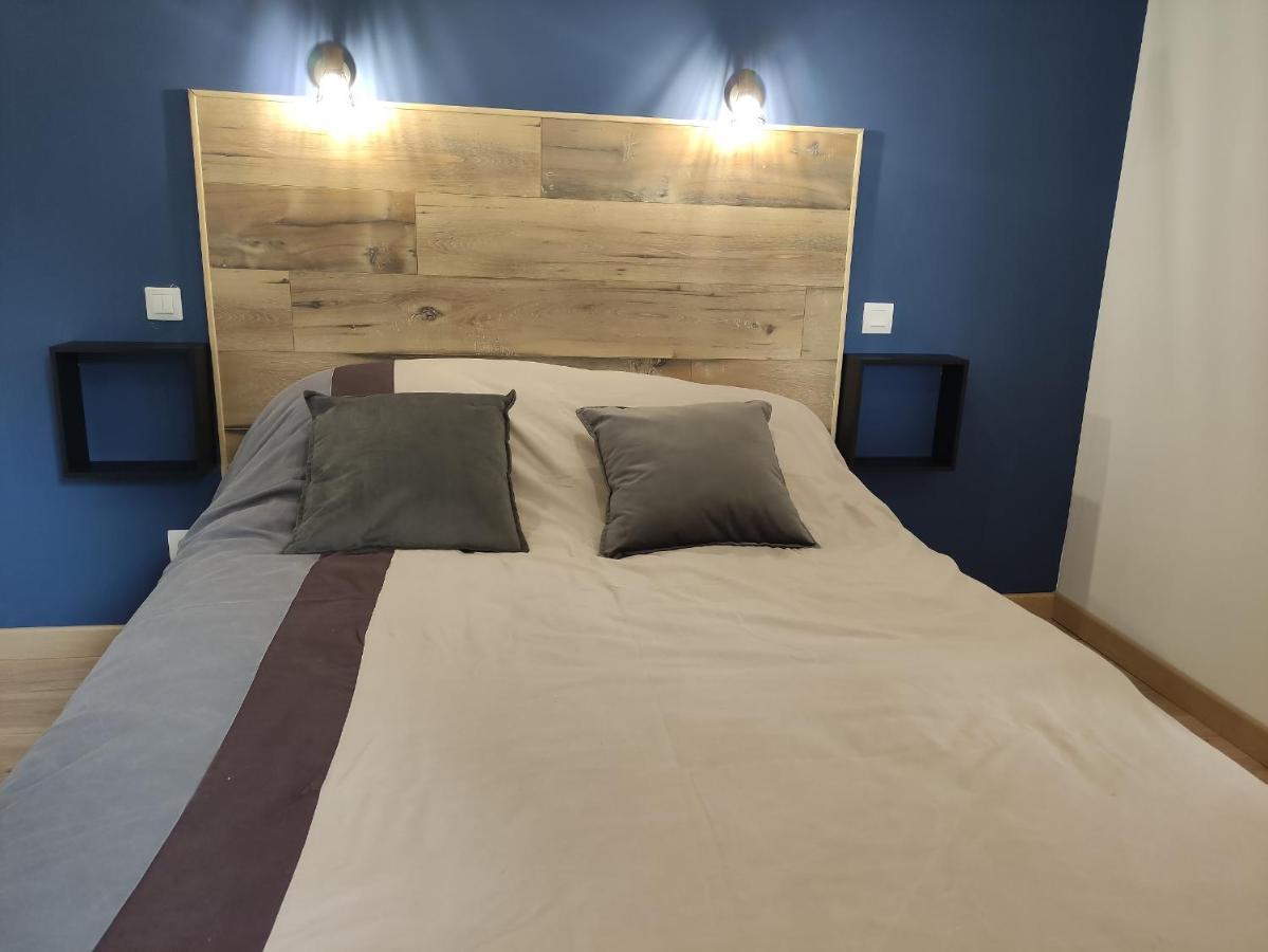 Two-Bedroom House,1241706094:JPEG