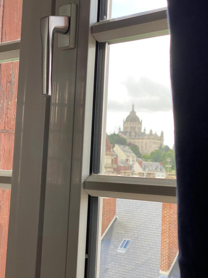 Small Double Room,1375351742:JPEG