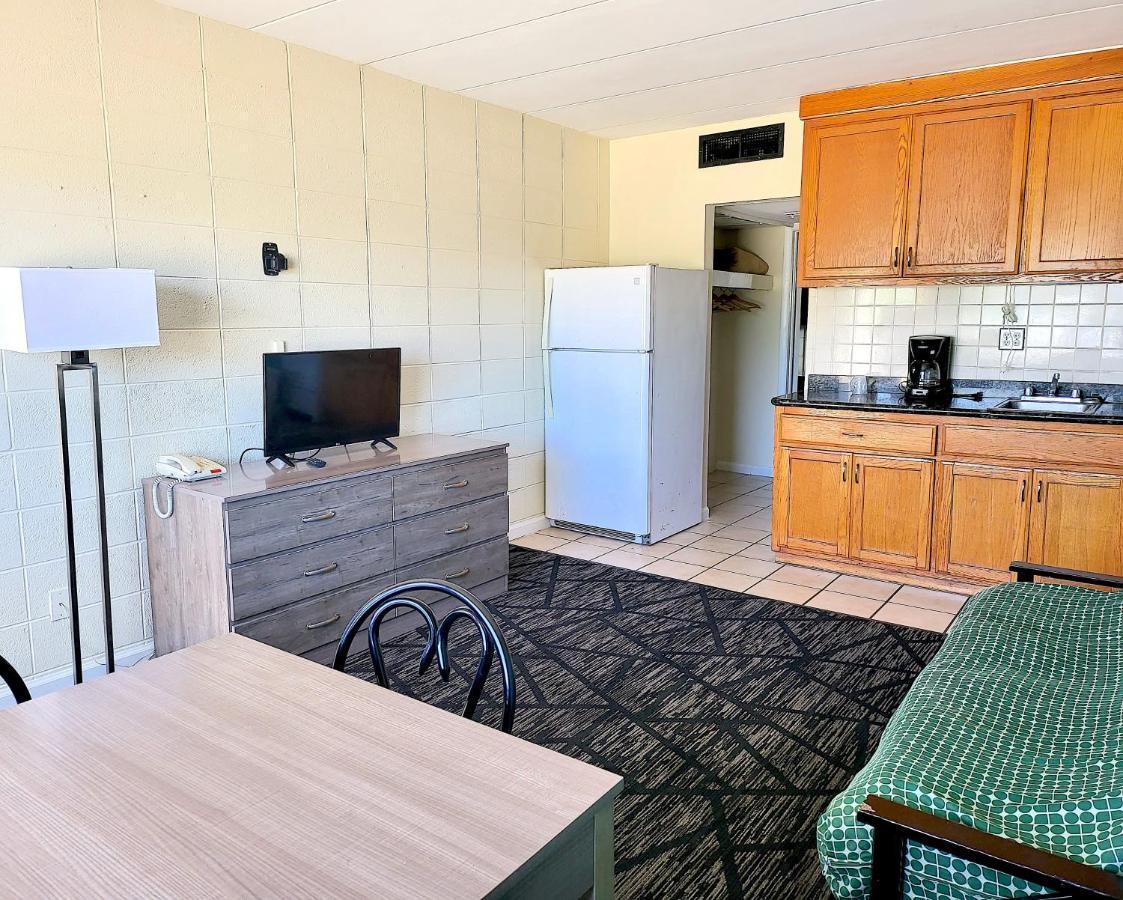 One-Bedroom Suite