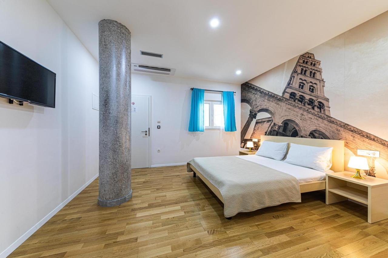 Double Room,1593053509:JPEG