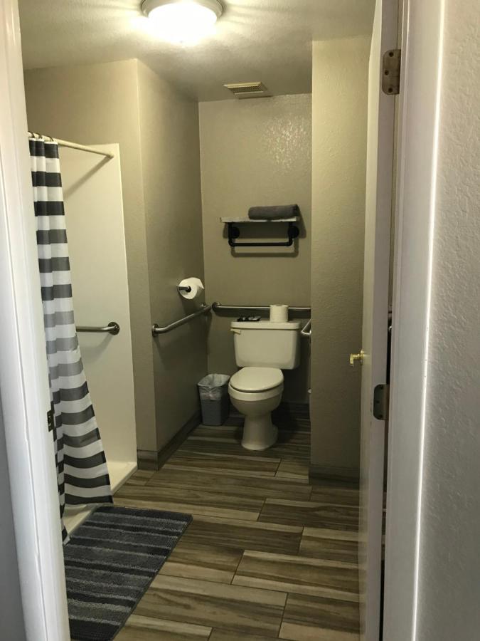 Deluxe King Studio