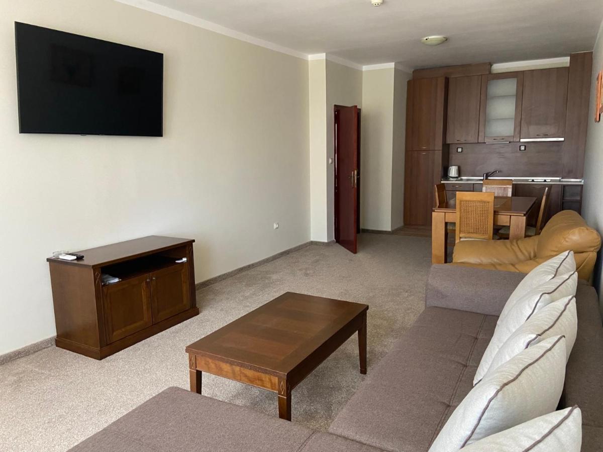 One-Bedroom Apartment Park View