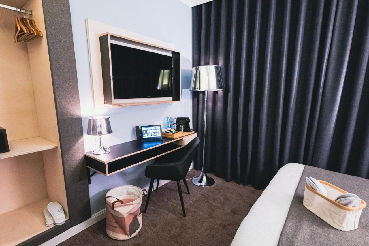Mini Double Room,1243977337:JPEG