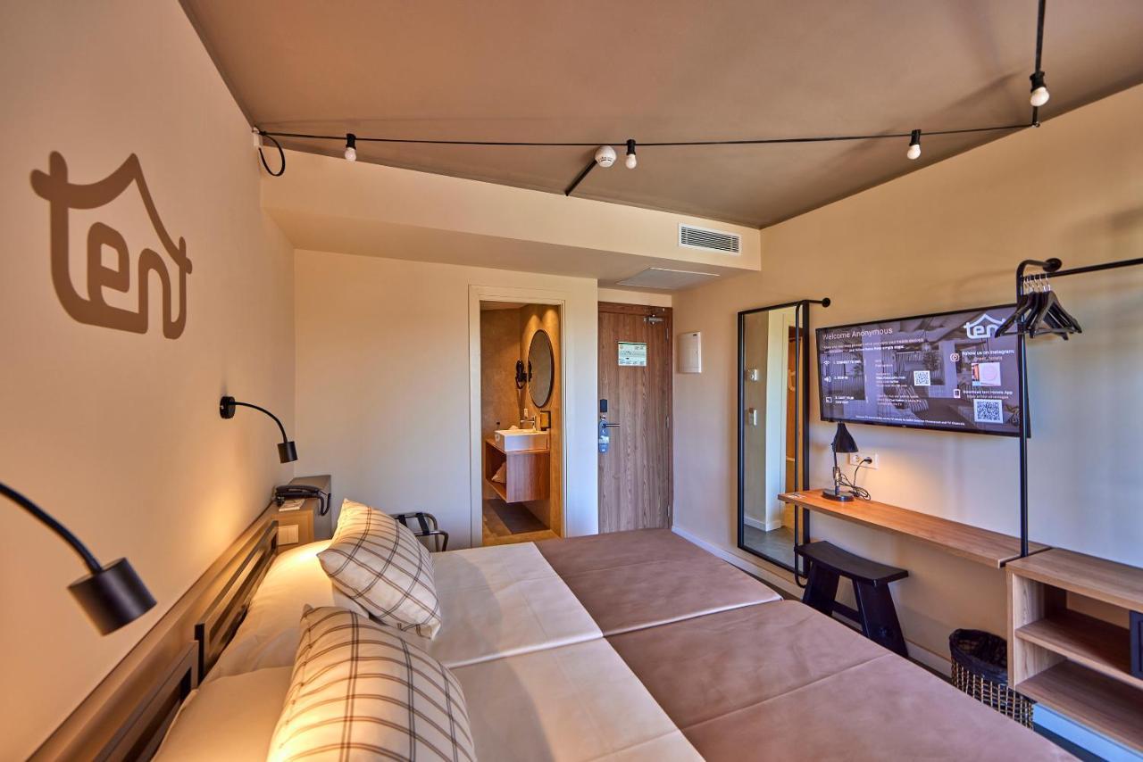 Double Room Pool View Unlimited Brunch