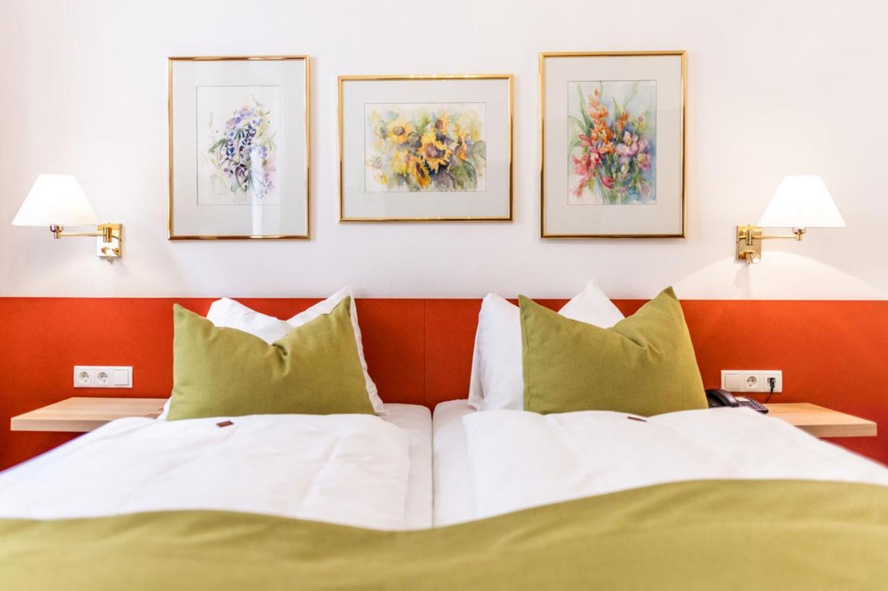 Classic Double Room,1244866987:JPEG
