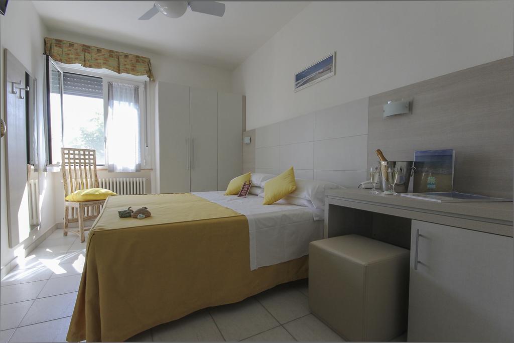 Budget Double Room,124522854:JPEG