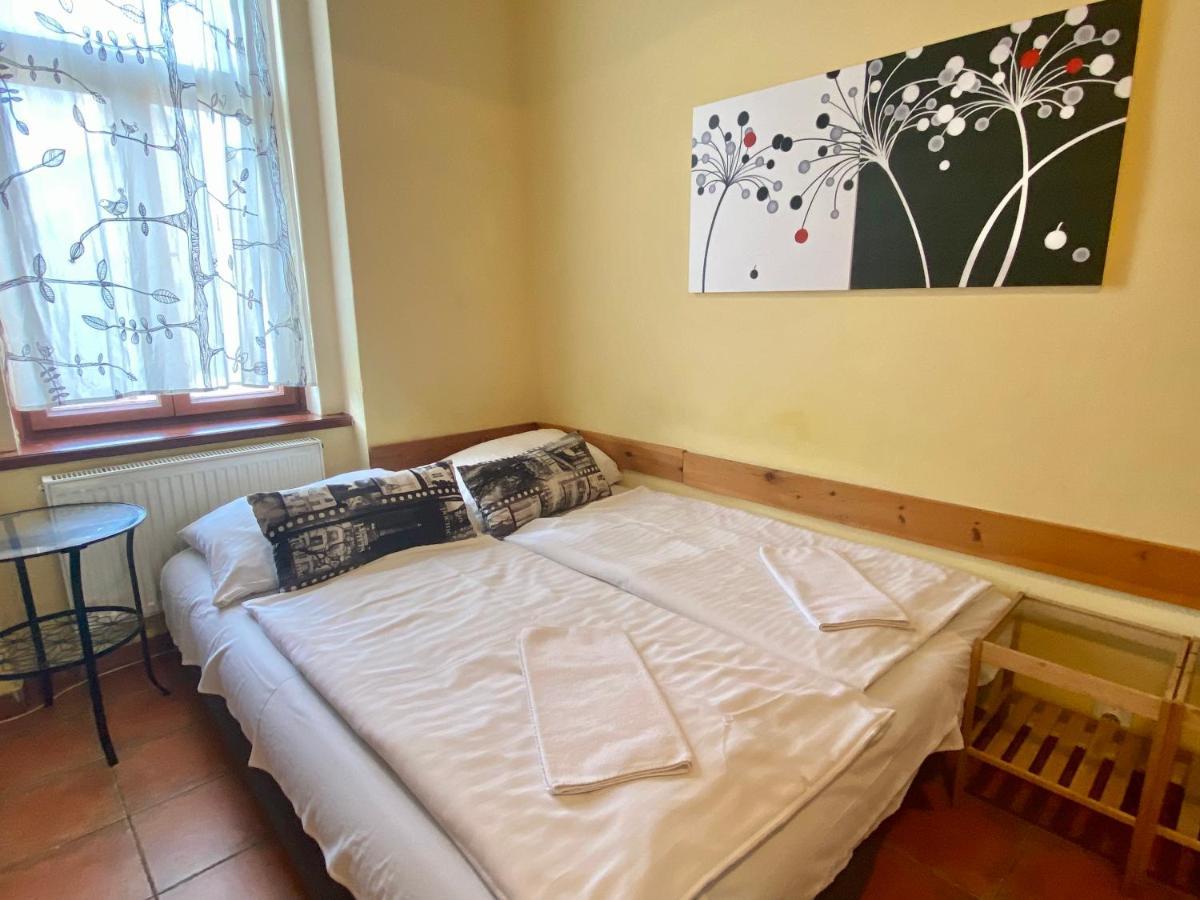 Apartment,1245287758:JPEG