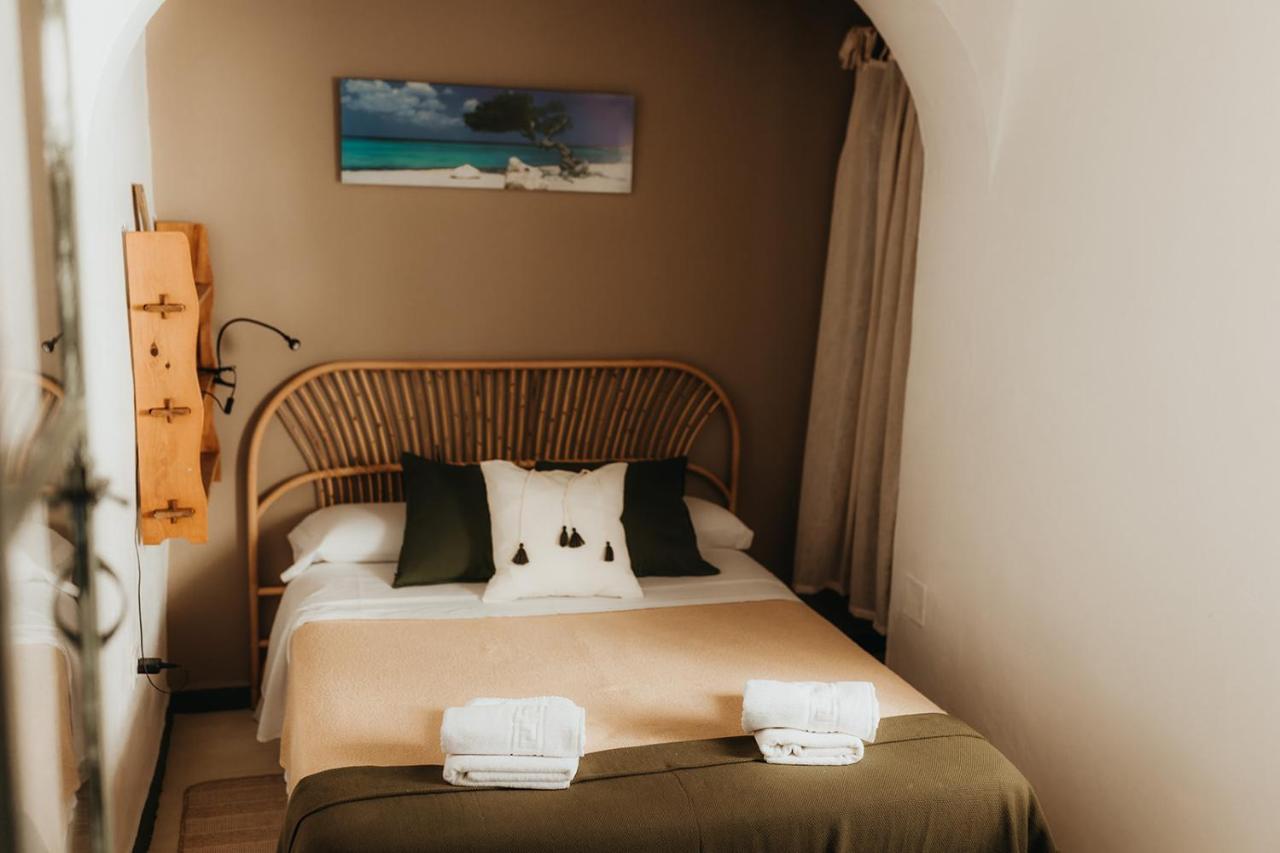 Single Room Private Bathroom