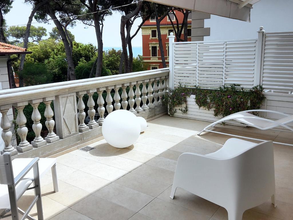 Double Room Balcony,1087950916:JPEG