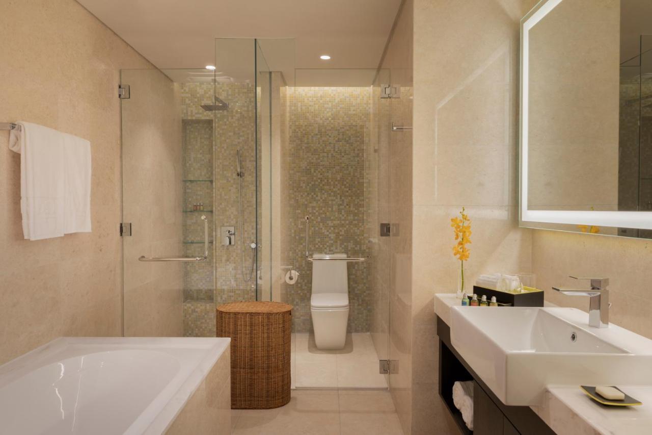 Grand One Bedroom one-time Complimentary Minibar