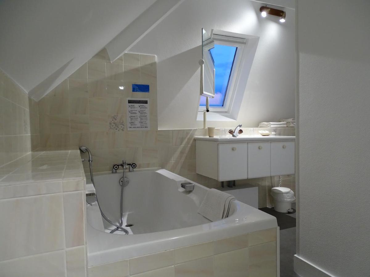 Superior Double Room Bath Shower,1396050359:JPEG