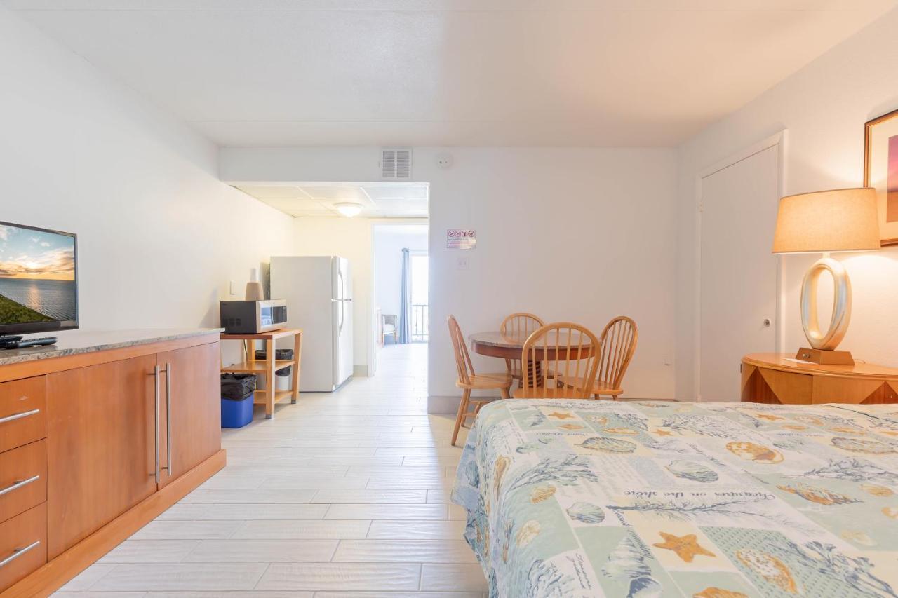 Junior Suite with Balcony