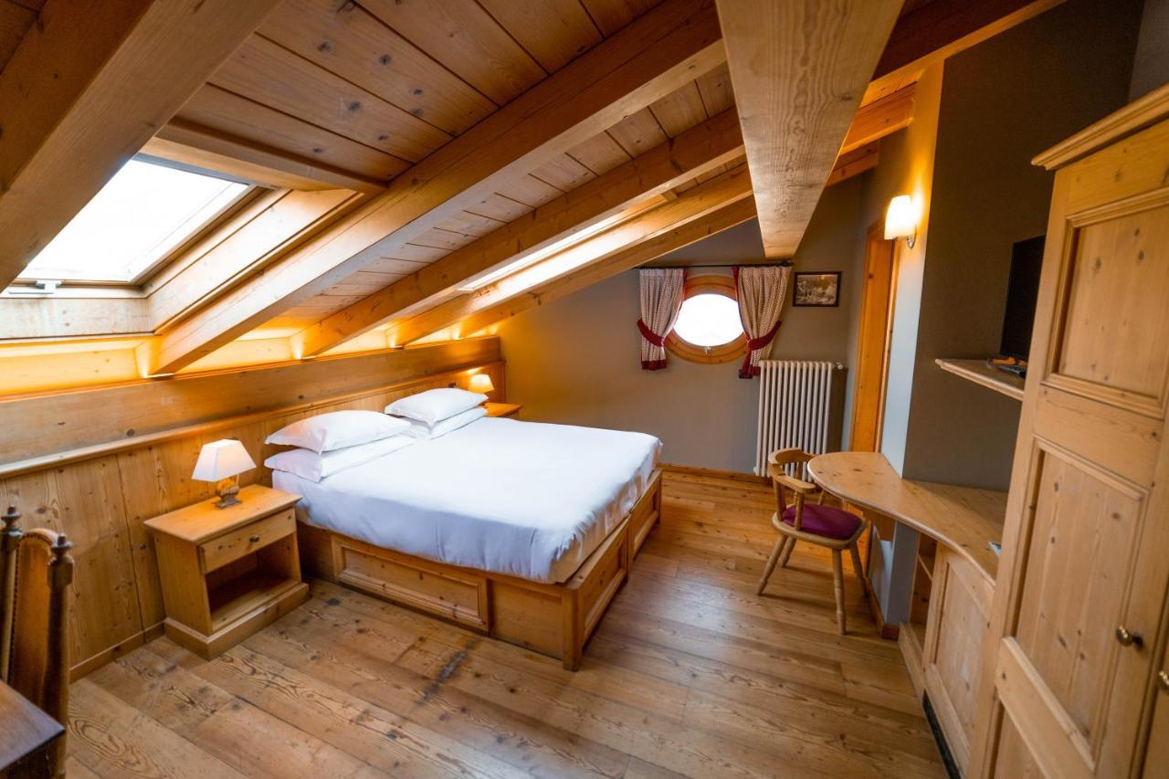Double or Twin Room Attic,1246990006:JPEG